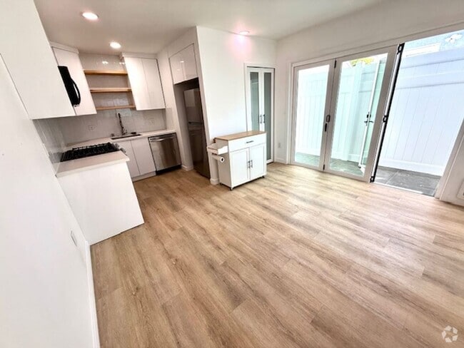 Building Photo - 1 BR PATIO HOME (ADU) IN LAKEWOOD