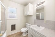 Photo - 5319 Whitsett Ave Unit 3