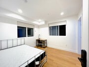 1351 W 37th St - 1351 W 37th St