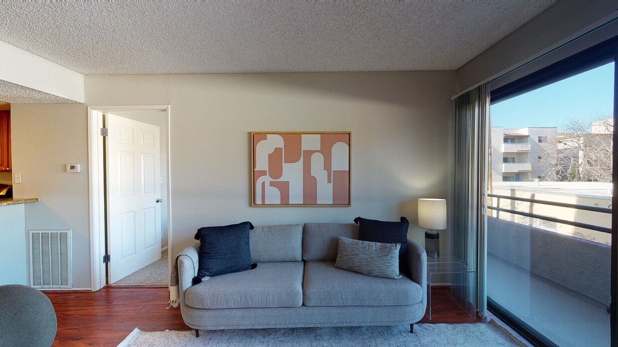 3D Tour - 11251 Morrison St Apartment Unit FL2-ID632