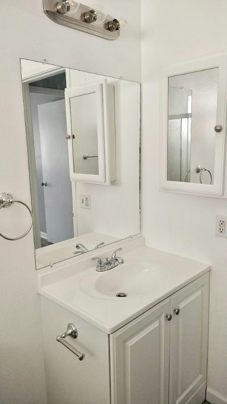 Photo - 3500 Rainbow Ln