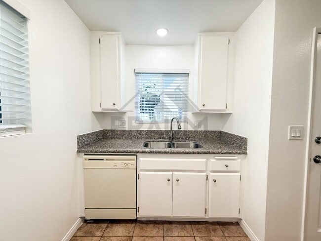 Photo - 14257 Friar St Unit 8