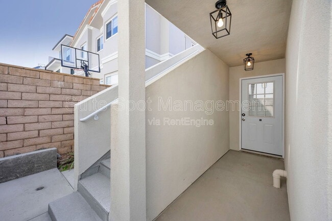 Photo - 308 N Catalina Ave