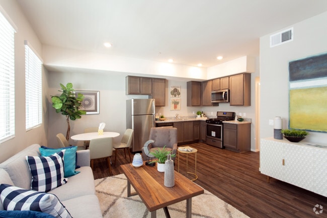 Mariners Landing - Mariners Landing Apartments