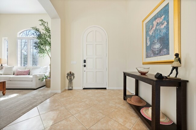 Photo - 710 Greyfield Ct