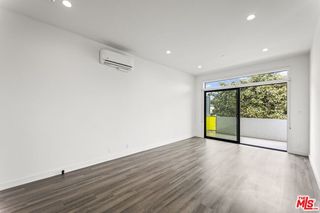 Photo - 1254 9th St Unit F-6