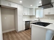 Photo - 1400 Estate Dr Unit 04
