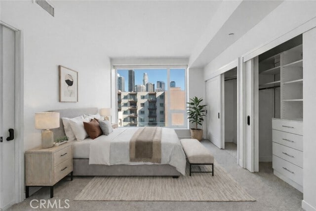 Building Photo - 1050 S Grand Ave Unit 708