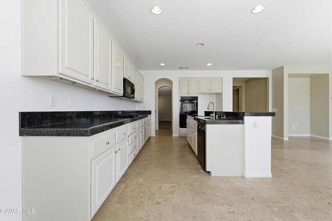 Photo - 3024 Tournament Dr