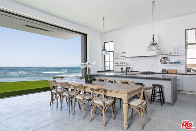 Photo - 23956 Malibu Rd