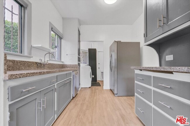 Photo - 5112 Edgewood Pl Unit 5112