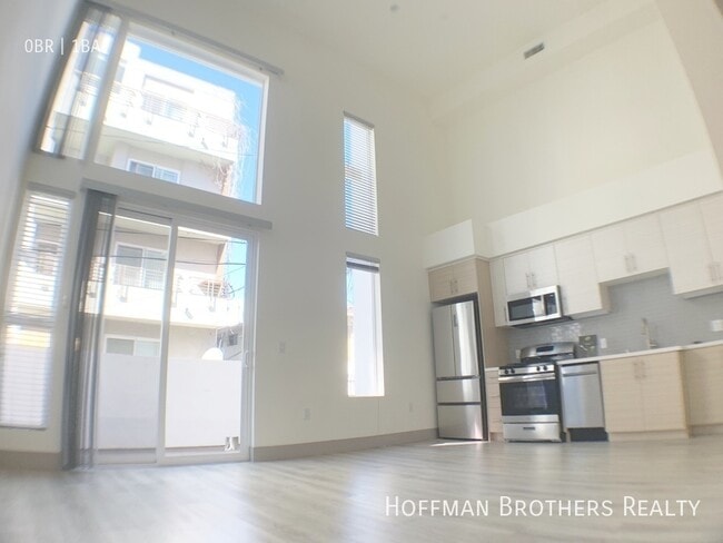 Photo - 1037 S Hobart Blvd Unit 301