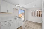 Photo - 455 Del Mar Ct Townhome