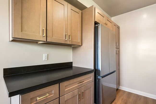 Photo - 2508 Aviation Blvd Unit B