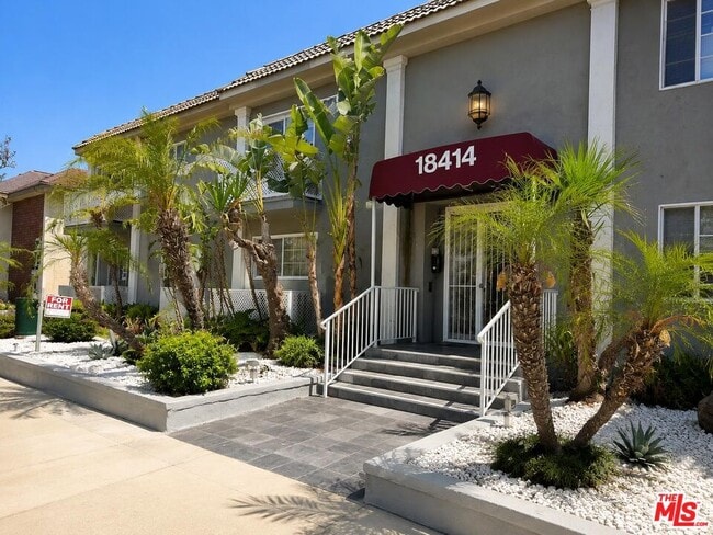 Photo - 18414 Collins St Unit 213