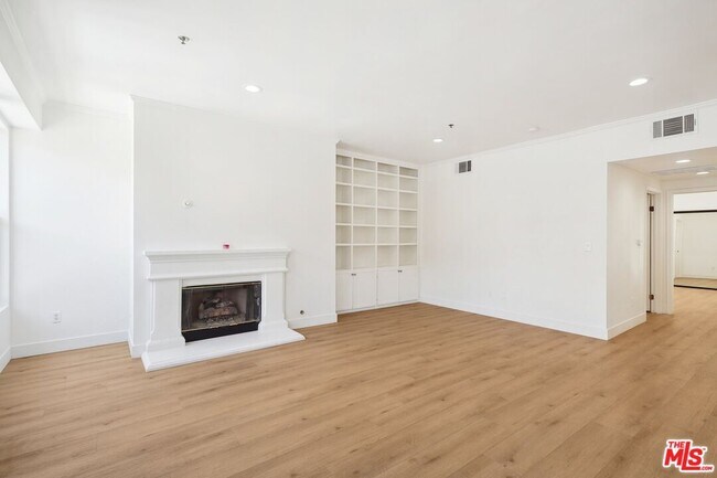 Photo - 80 N Raymond Ave Unit 101
