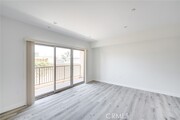 Photo - 14526 Hartland St Unit 103