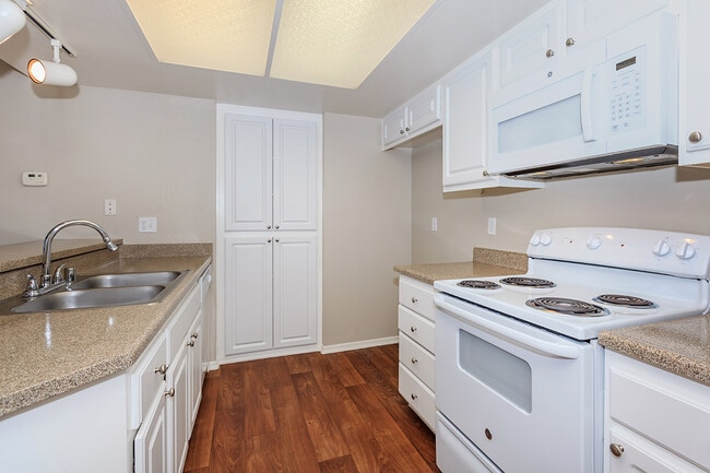 Photo - Wood Canyon Villas