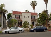 Photo - 902 16th St Apartments