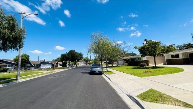 Photo - 1922 S Kathy Ln
