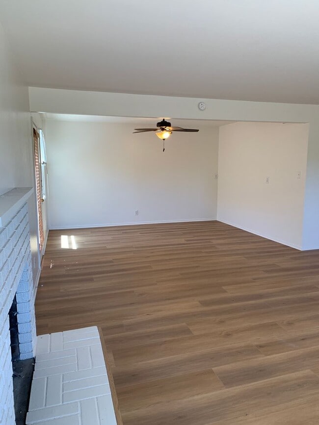 Photo - Great Neighborhood, 3 Bedroom Home for Rent