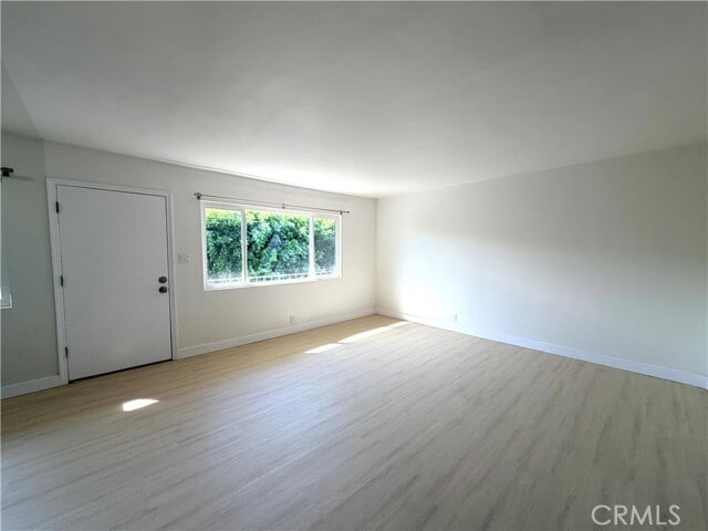 Photo - 11523 Menlo Ave Unit D