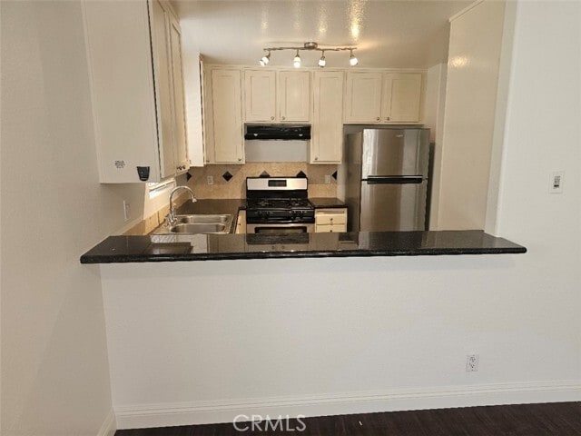 Photo - 404 W 4th St