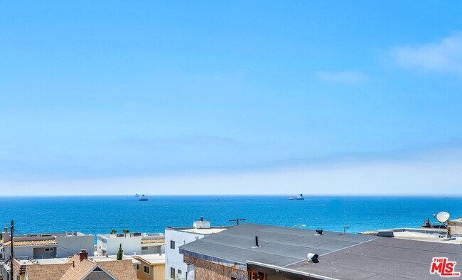 Photo - 308 Gull St