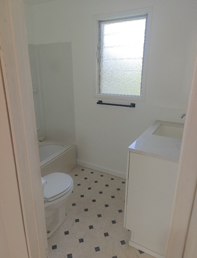 Photo - 3235 Mulberry St Unit 4