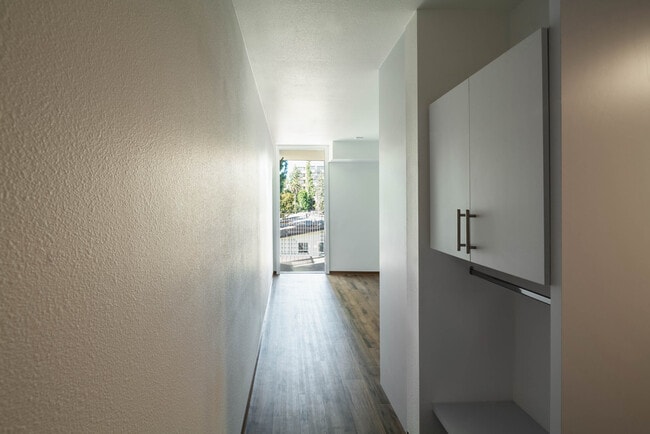 Photo - Pasadena Studios