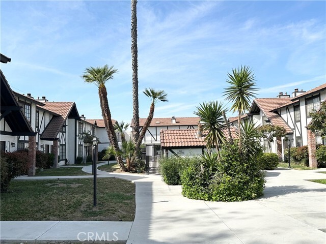 Photo - 1013 W Linden St Condo Unit 31
