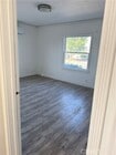 Photo - 643 S Nutwood St