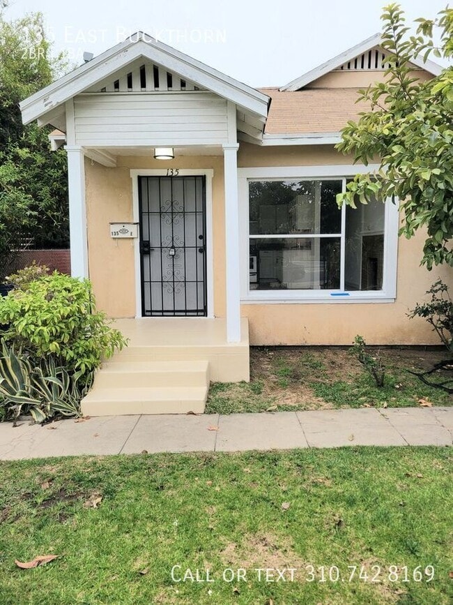 Building Photo - 135 East Buckthorn-