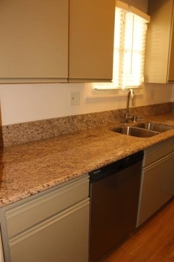 Photo - 124 S. Reeves Drive