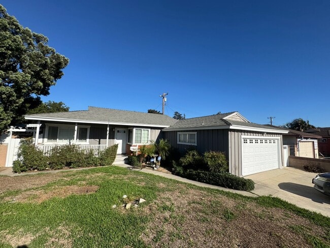 Charming 3 Bed, 2 Bath Single Family Home ... - Charming 3 Bed, 2 Bath Single Family Home ...