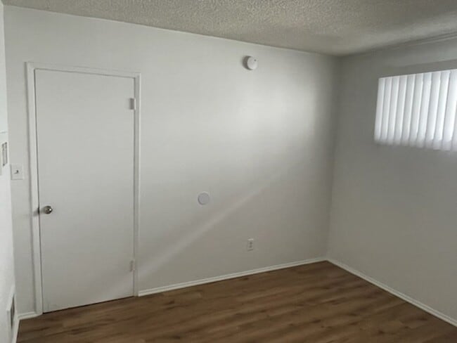 Photo - 1970 Beachwood Dr Unit 2