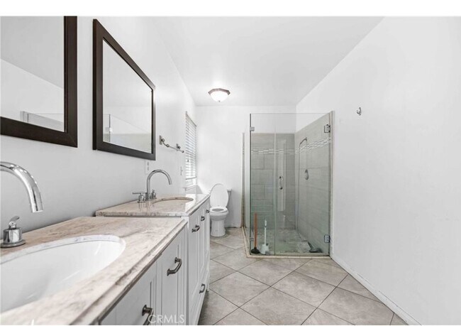 Photo - 81871 Victoria