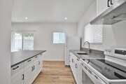 Photo - w1704 Unit B