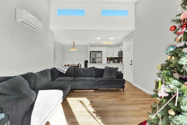 Photo - 5252 Balboa Arms Dr Unit 5252