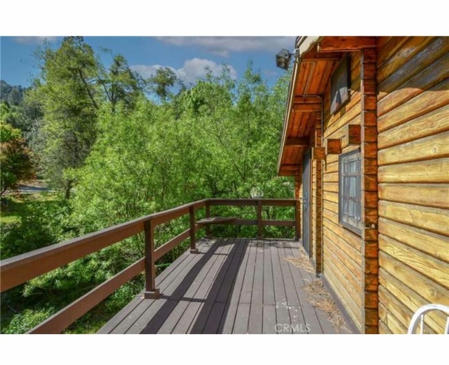 Photo - 527 Valley Dr