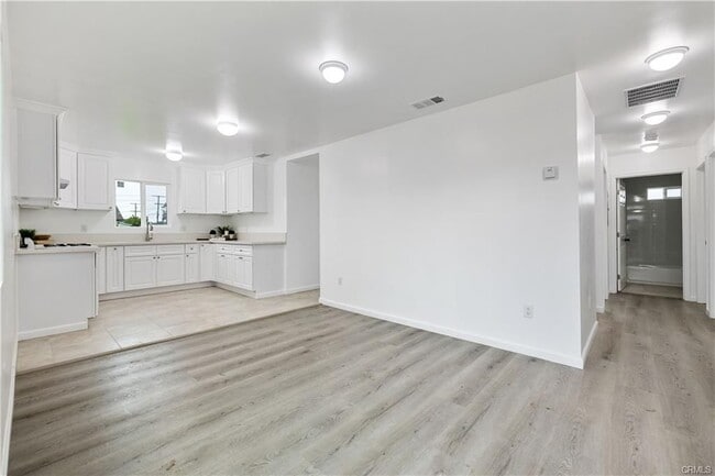 Photo - 527 W 119th St Unit 527