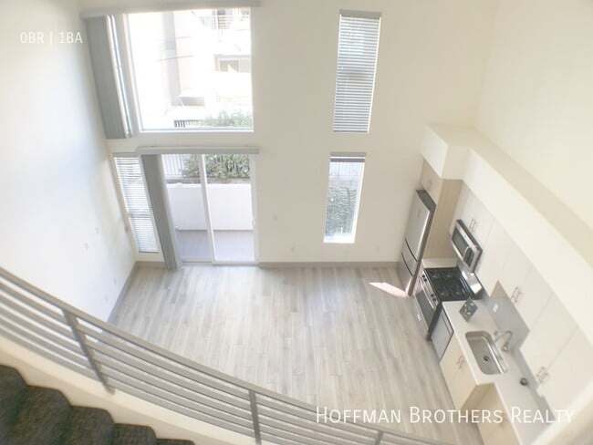 Photo - 1037 S Hobart Blvd Unit 301