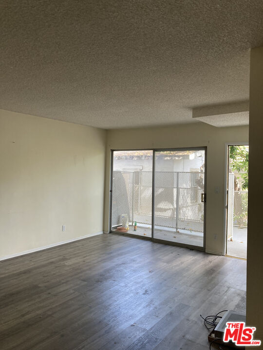 Photo - 844 6th St Apartment Unit 3