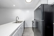 1BR, 1BA - 775SF - Kitchen - La Maison