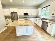 Photo - Beautiful 4Bd/3Ba Spacious Home in Costa M...