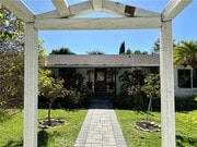 Photo - 22346 Burbank Blvd