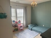 Photo - 1800 Oak St