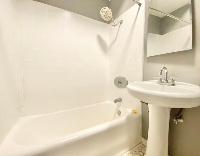 Photo - 854 S Oxford Ave Unit 509