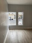 Photo - 813 W 43rd St