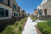Photo - 828 Mateo St